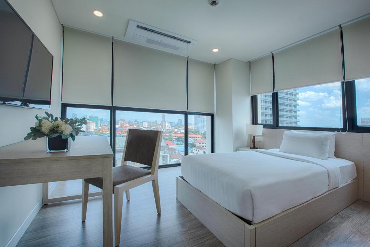 Granferte Phnom Penh Hotel Esterno foto