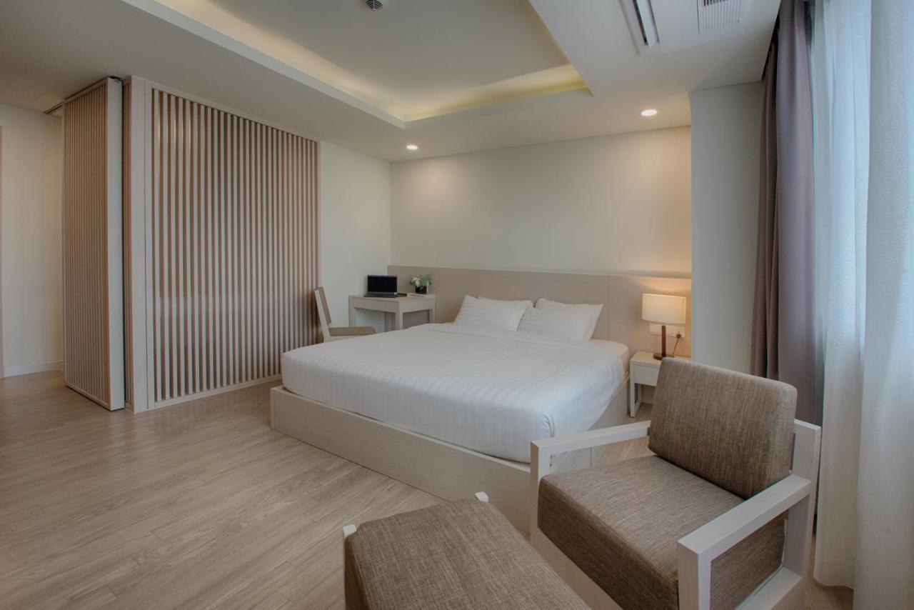 Granferte Phnom Penh Hotel Esterno foto