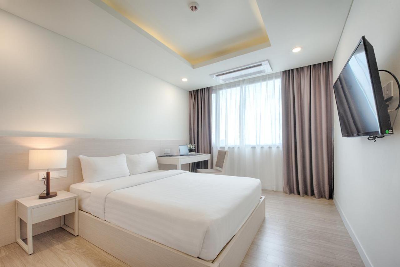 Granferte Phnom Penh Hotel Esterno foto